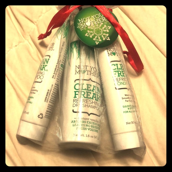 not your mother’s Other - Not Your Mother’s hair bundle